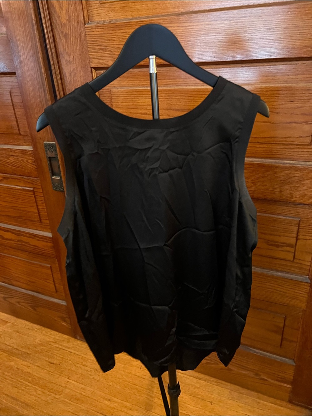 Worthington JcPenny Black Sleeveless Scoop Satin Neck Camisole